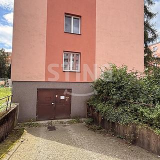 Prodej garáže 18 m&sup2; Třinec