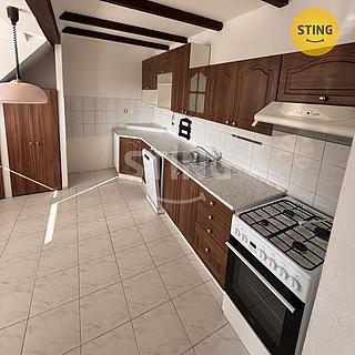 Pronájem bytu 3+kk 100 m&sup2; Opava