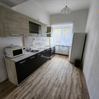 Pronájem bytu 1+1 33 m² Přerov