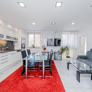 Prodej bytu 3+kk 64 m&sup2; Ostrava