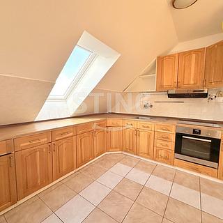 Prodej bytu 3+kk 95 m&sup2; Třebíč