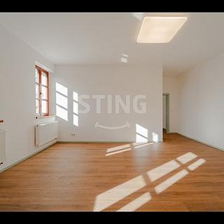 Pronájem bytu 3+kk 72 m&sup2; Opava