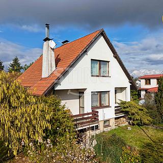 Prodej rodinného domu 208 m&sup2; Ostřešany