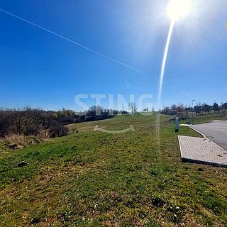 Prodej stavební parcely 823 m&sup2; Puklice