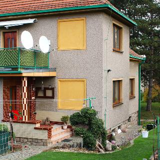 Prodej rodinného domu 94 m² Chvaletice, Husova