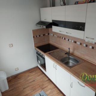 Pronájem bytu 1+kk a garsoniéry 35 m² Hořice, Sladkovského