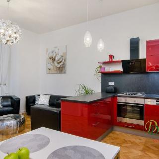 Pronájem bytu 3+kk 77 m² Praha, Jagellonská