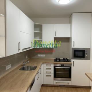 Pronájem bytu 2+1 55 m² Hradec Králové Slezské Předměstí, třída SNP