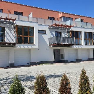 Prodej bytu 2+kk 60 m² Hradec Králové, K Meteoru