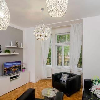 Pronájem bytu 3+kk 77 m² Praha, Jagellonská