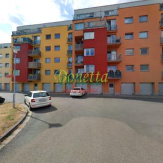 Pronájem bytu 1+kk a garsoniéry 33 m² Pardubice Trnová, Jozefa Gabčíka