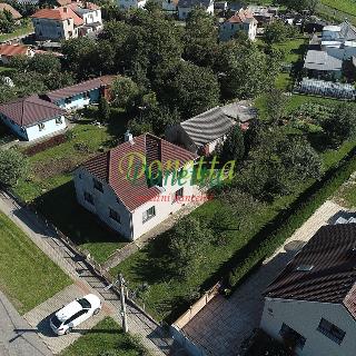 Prodej rodinného domu 120 m² Dobřenice, 