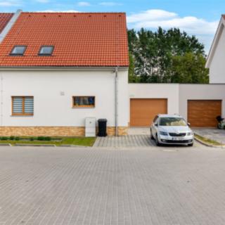 Prodej rodinného domu 173 m² Hrušky