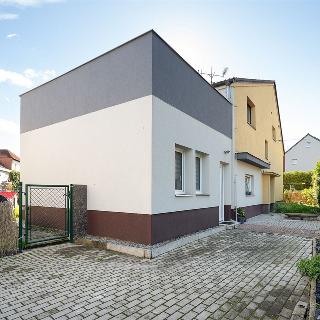 Prodej rodinného domu 193 m² Praha, Ke Slatinám