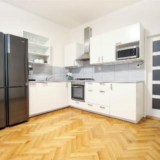 Pronájem bytu 3+kk 80 m² Brno, Slepá