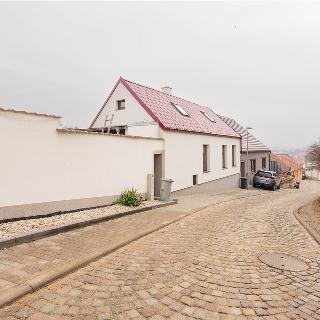 Prodej rodinného domu 80 m² Oslavany, Čučická