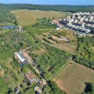 Prodej stavební parcely 5882 m² Brno