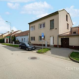 Prodej rodinného domu 190 m&sup2; Želešice