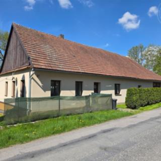 Prodej rodinného domu 190 m² Stašov