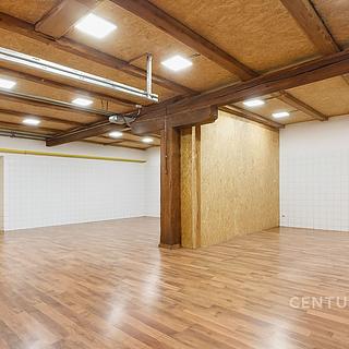 Prodej činžovního domu 880 m&sup2; Čelechovice na Hané