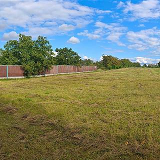 Prodej stavební parcely 2237 m&sup2; Lanžhot