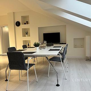 Pronájem kanceláře 77 m&sup2; Praha