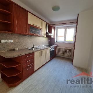 Pronájem bytu 2+1 57 m² Vítkov, Husova