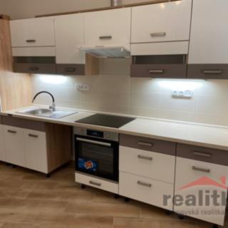 Pronájem bytu 2+1 58 m² Opava