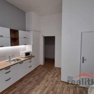 Pronájem bytu 2+1 65 m² Opava, Tyršova