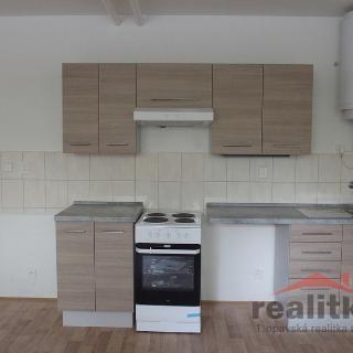 Pronájem bytu 1+kk a garsoniéry 32 m² Opava, Olbrichova