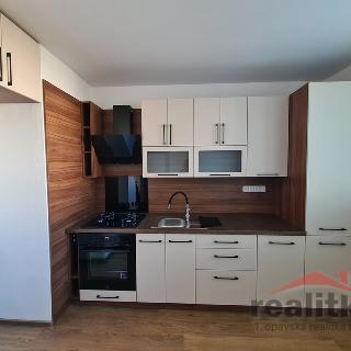 Pronájem bytu 3+1 76 m² Opava, Ratibořská