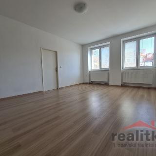 Pronájem bytu 2+1 76 m² Opava, Ostrožná