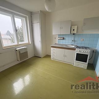 Pronájem bytu 1+1 35 m&sup2; Opava