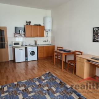 Pronájem bytu 1+kk, garsoniery 30 m² Opava