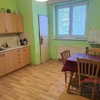 Prodej bytu 2+1 69 m² Opava, Ratibořská