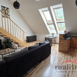 Prodej bytu 3+kk 98 m&sup2; Opava