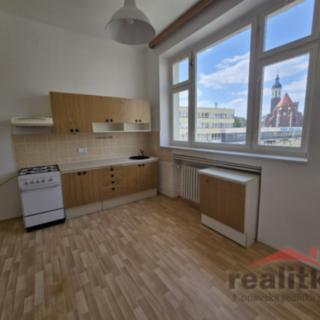 Pronájem bytu 1+1 44 m² Opava