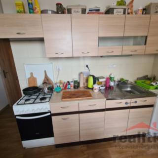 Pronájem bytu 2+1 51 m² Opava, Haškova