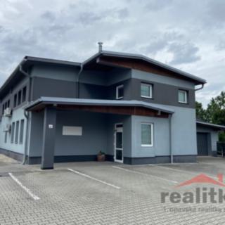Prodej rodinného domu 439 m&sup2; Opava