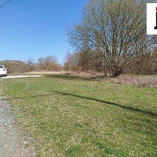 Prodej stavební parcely 3284 m&sup2; Mutěnín