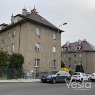 Pronájem bytu 1+1 32 m² Děčín