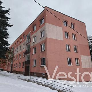 Pronájem bytu 1+1 34 m&sup2; Jílové