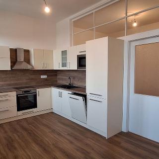 Pronájem bytu 3+1 102 m² Vyškov, Jana Šoupala