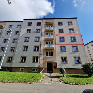 Pronájem bytu 2+1 54 m² Pardubice, Benešovo náměstí