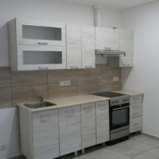 Pronájem bytu 1+kk a garsoniéry 35 m² Hronov, Jungmannova