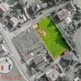 Prodej stavební parcely 682 m² Lochovice, 