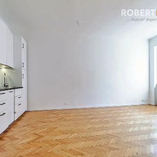 Pronájem bytu 2+kk 42 m² Praha, náměstí Interbrigády