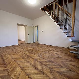 Prodej bytu 3+1 104 m&sup2; Olomouc