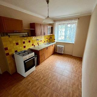 Pronájem bytu 2+1 55 m² Kladno, 