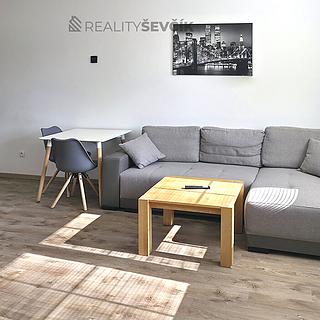 Pronájem bytu 2+kk 52 m&sup2; České Budějovice